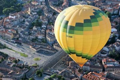 Vuelo en globo sobre Segovia Vuelo en globo sobre Segovia