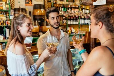 Las 10 degustaciones de Sevilla con lugareños: tour gastronómico  Las 10 degustaciones de Sevilla con lugareños: tour gastronómico