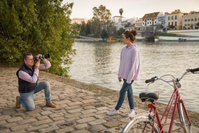 Tour en bici con fotógrafo y guía turístico oficial en Sevilla  Tour en bici con fotógrafo y guía turístico oficial en Sevilla