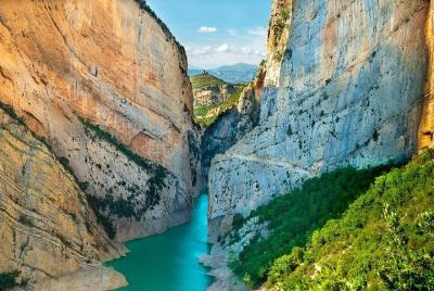 Mont Rebei Canyon -Grupo reducido y recogida hotel desde Salou/Ta Mont Rebei Canyon -Grupo reducido y recogida hotel desde Salou/Ta