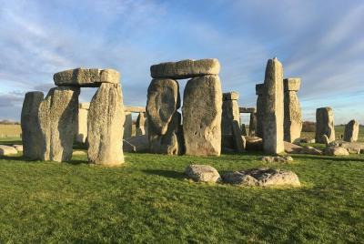 Tour de medio día en grupos pequeños a Stonehenge desde Bath