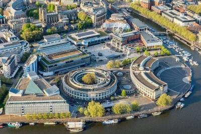 Traslados en el aeropuerto de Bristol: Bristol City al aeropuerto