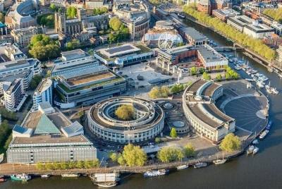 Traslados en el aeropuerto de Bristol: Bristol City a Bristol Air