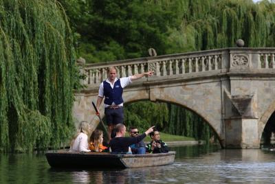 Excursión en barca con percha en Cambridge Excursión en barca con percha en Cambridge