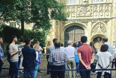 Recorrido a pie por la Universidad de Cambridge con un guía certi Recorrido a pie por la Universidad de Cambridge con un guía certi
