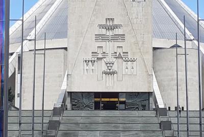 Un paseo por la calle Hope: un recorrido en audio desde la Catedr