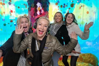 Boogie Shoes Silent Disco Recorrido a pie por Londres 2020 Christ Boogie Shoes Silent Disco Recorrido a pie por Londres 2020 Christ