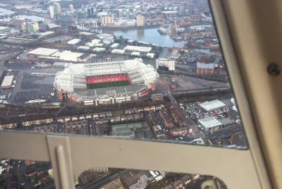 Vuelo turístico de 1 hora por Manchester Vuelo turístico de 1 hora por Manchester