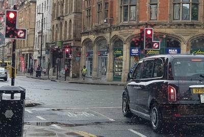 Traslado privado de ida y vuelta desde el aeropuerto de Mancheste