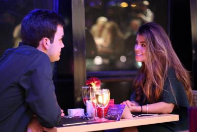 Cena crucero por la noche