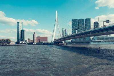 Juego de exploración de la ciudad privada de Modern Rotterdam