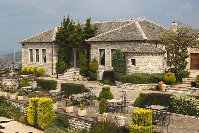 Tour de 1 día Butrint Antic City / Blue Eye Springs y Castillo de Tour de 1 día Butrint Antic City / Blue Eye Springs y Castillo de
