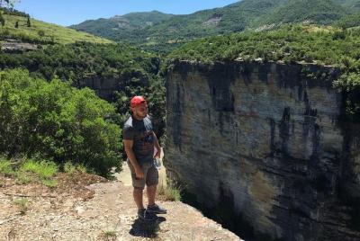 Osum Canyon Guided Tour / ofrecido por Berat City Tours