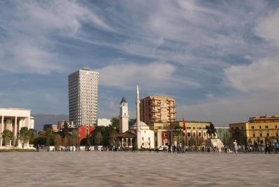 Traslado del aeropuerto de Tirana a Tirana
