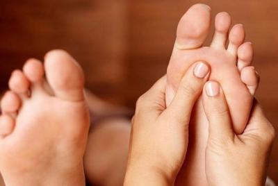 Reflexología (masaje de pies)