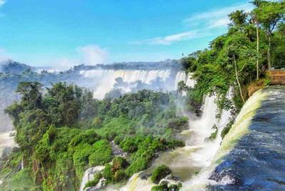 Excursión privada de un día a las Cataratas del Iguazú desde Buen
