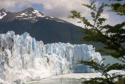 Experiencia de 2 días y 1 noche en El Calafate con pasaje aéreo d