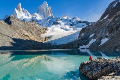 Tour de aventura de 2 días por Chalten: Laguna de los Tres, Monte Fitz Roy y Cerro Torre Tour de aventura de 2 días por Chalten: Laguna de los Tres, Monte Fitz Roy y Cerro Torre
