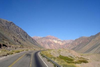 Excursión a los altos Andes en Mendoza (Alta Montaña)