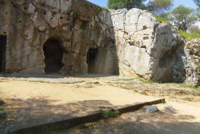 A orillas del río en Atenas: viaje por la mítica Atenas A orillas del río en Atenas: viaje por la mítica Atenas