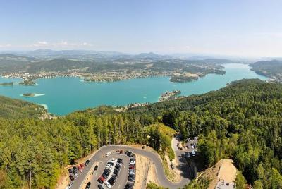 Recorrido privado a pie por Klagenfurt con guía profesional