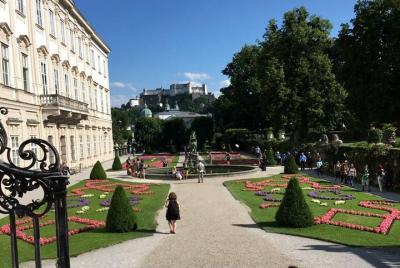 2 pm Sonido de la música Tour en minivan