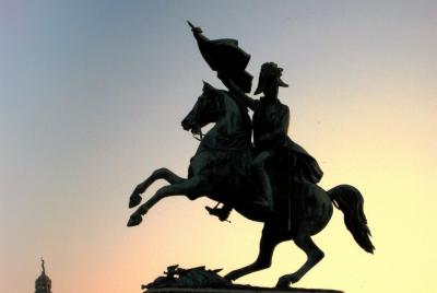 Tour privado a pie por la noche de Viena