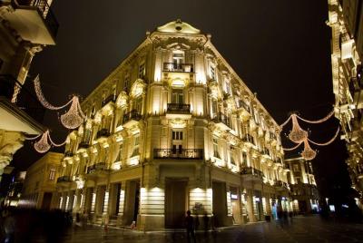 Tour nocturno de la ciudad de Bakú