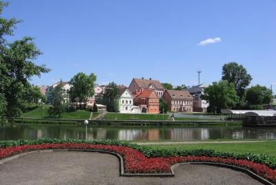 Soporte lingüístico y transferencias locales en Minsk, Bielorrusi