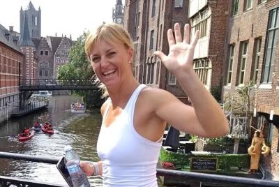 Tour de carrera y baile en grupos pequeños en Gante