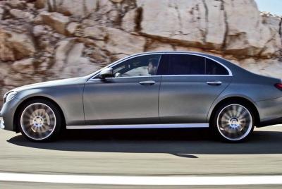 Traslado privado de llegada desde el aeropuerto de Bruselas a la 