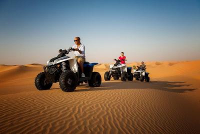 Safari por el desierto por la mañana con recorrido en quad por Ab