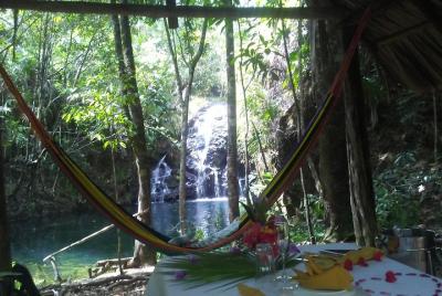 Secret Falls & Pools Picnic privado