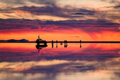 Excursión al Salar de Uyuni 1 día + Puesta de sol / Servicio grup