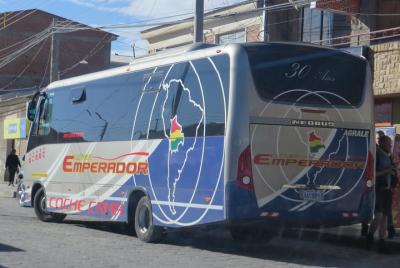 Autobús turístico desde Uyuni a Potosi con traslado en Uyuni.