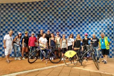 Recorrido en bicicleta por el barrio y la iglesia de Fátima Recorrido en bicicleta por el barrio y la iglesia de Fátima