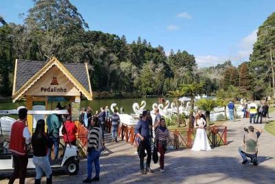 Tour por la ciudad del césped y canela privada Tour por la ciudad del césped y canela privada