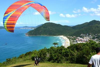 Vuelo en parapente con instructor en Florianópolis