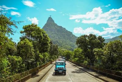 Cristo Redentor y Santa Teresa en Jeep