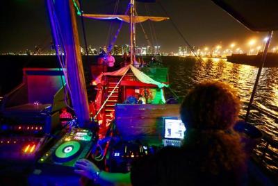 Fiesta en barco por la noche en Río de Janeiro Admisión y traslad