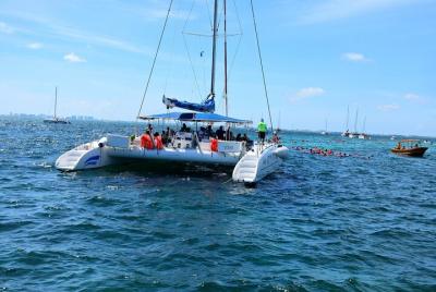 Un increíble día de viaje en catamarán a Isla Mujeres con Snorkel Un increíble día de viaje en catamarán a Isla Mujeres con Snorkel