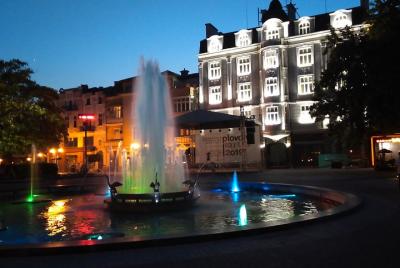 Traslado privado de ida al aeropuerto de Plovdiv al hotel o vicev