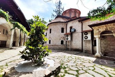 Ciudad y monasterio de Bachkovo Autoguiado Ciudad y monasterio de Bachkovo Autoguiado