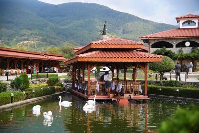 Excursión de un día al valle de los reyes tracios y al valle de l