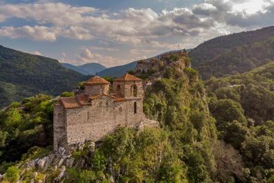 Excursión de un día al monasterio de Bachkovo y la fortaleza de A Excursión de un día al monasterio de Bachkovo y la fortaleza de A