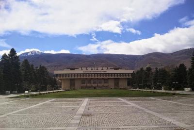 Excursión privada de medio día a Sofía con la iglesia de Boyana y