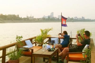 Barco privado de alquiler - Horario y horario disponibles bajo pe