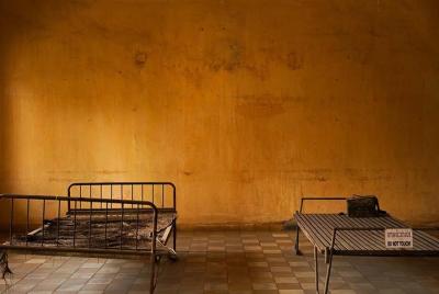 Visita guiada privada de medio día al Museo del Genocidio de Phno