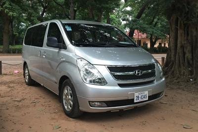 Traslado por tierra de Phnom Penh a Sihanoukville en taxi privado