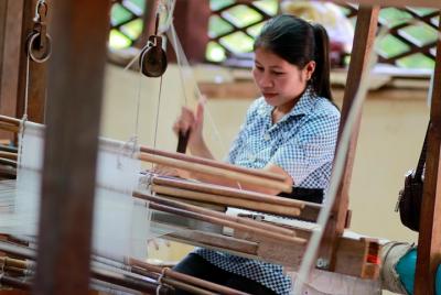 La esencia de la industria de la seda jemer